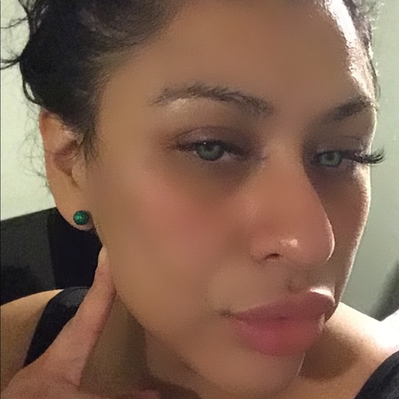 Meet your Posher, Eva - Picture 2 of 2